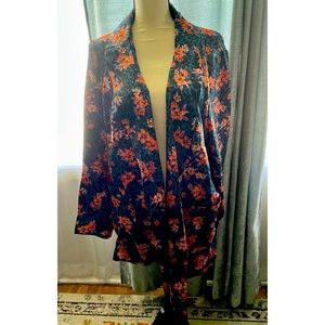 NWT Floral faux silk suit jacket, 18